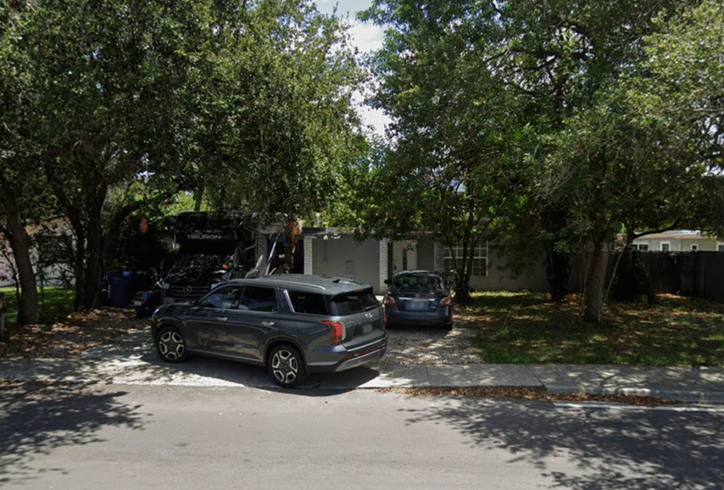 2507 N 66th Ave Hollywood FL 33024