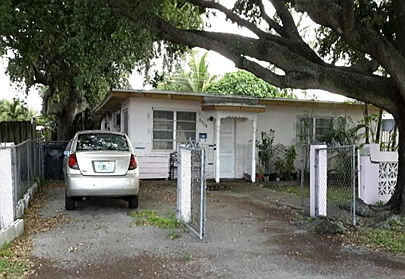 6309 Hayes St, Hollywood 33024