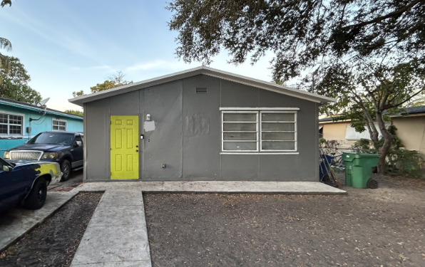 1955 NW 153rd St, Miami Gardens, FL 33054