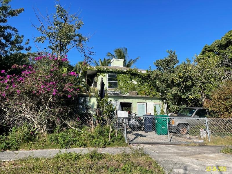 15730 Southwest 102nd Court, Miami, FL 33157