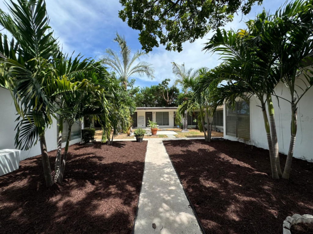 1708 Ne 20th Ave, Fort Lauderdale, Fl 33305