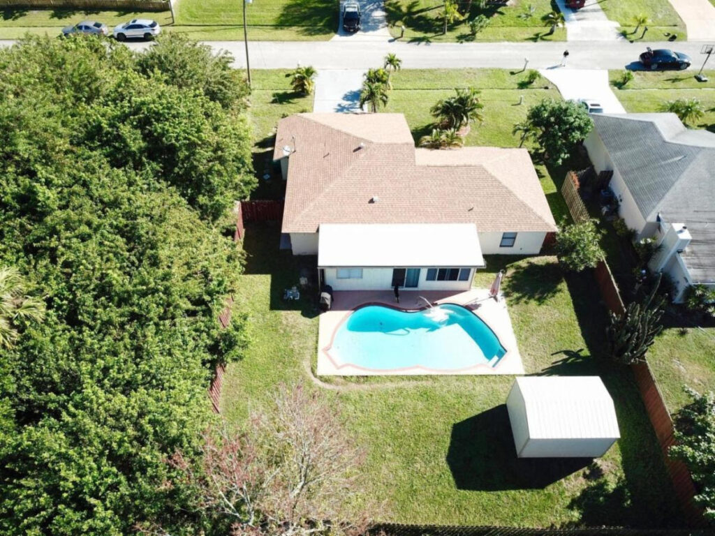 2410 Sw Warwick St, Port St. Lucie, Fl 34984