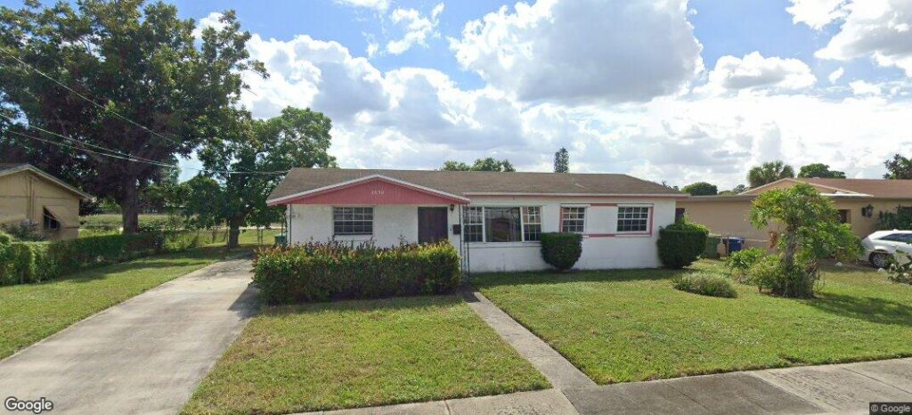 2850 NW 205th St, Miami Gardens, FL 33056