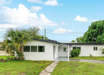 Purchase Price :  $300,000     
Sold Price : $439,900