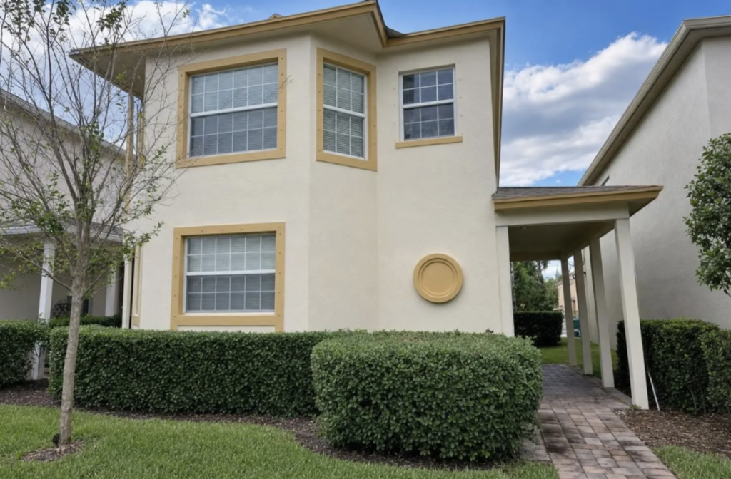 2040 SE Avon Park Dr, Port Saint Lucie, FL 34952