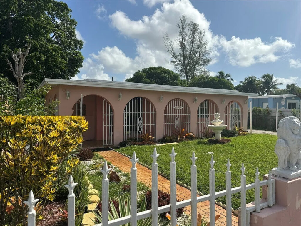 455 Nw 133rd St, North Miami, Fl 33168