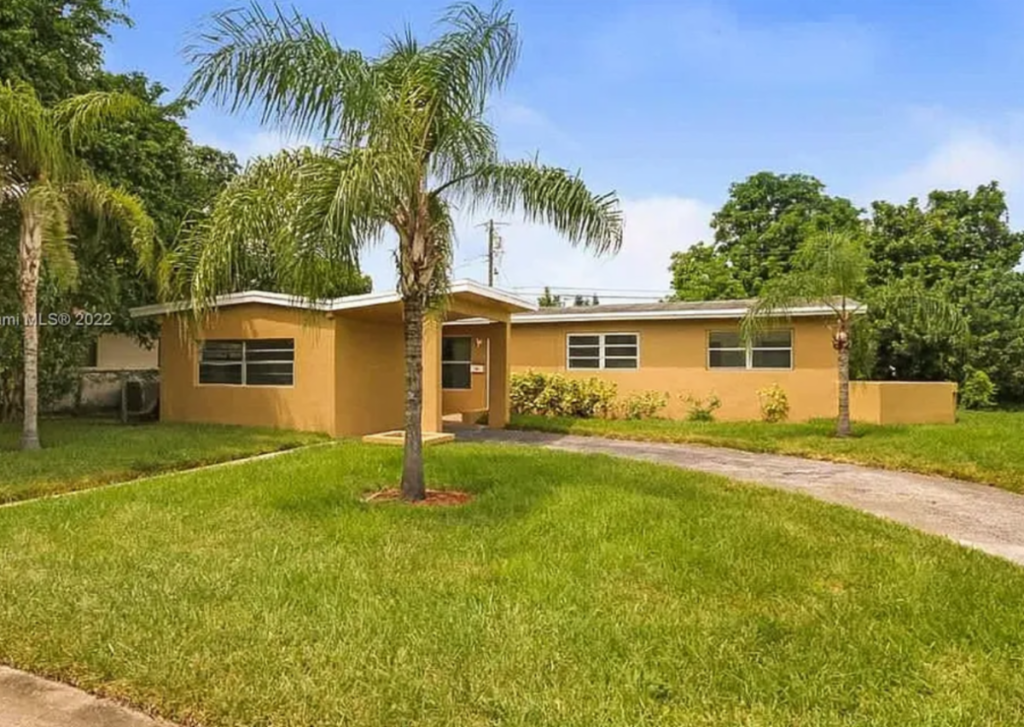 4911 Nw 12th Street, Lauderhill, Fl 33313