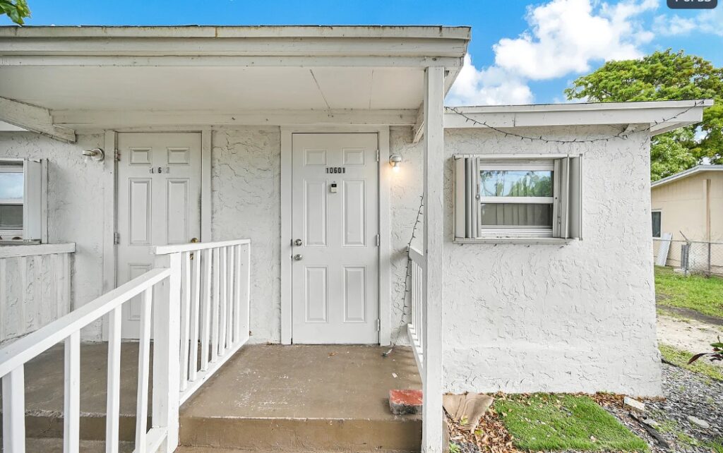 10601 SW 172nd St, Miami, FL 33157