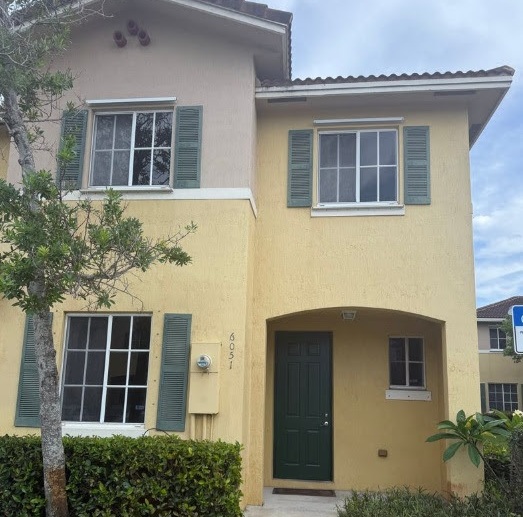 6051 SW 19th Ct, North Lauderdale, FL 33068