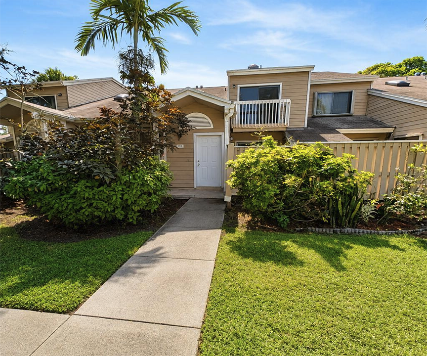 7111 Sportsmans Dr, North Lauderdale, Fl 33068