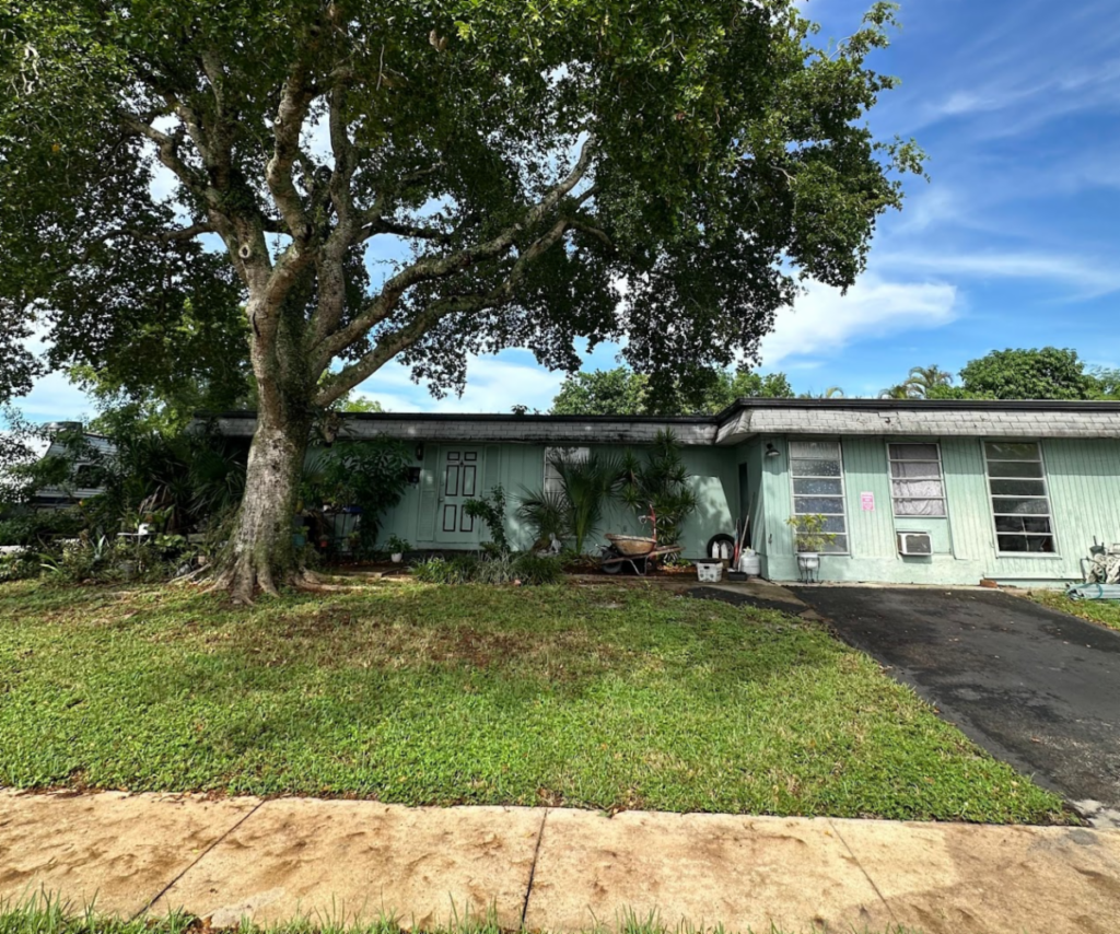 7801 NW 66th Ter, Tamarac, FL 33321
